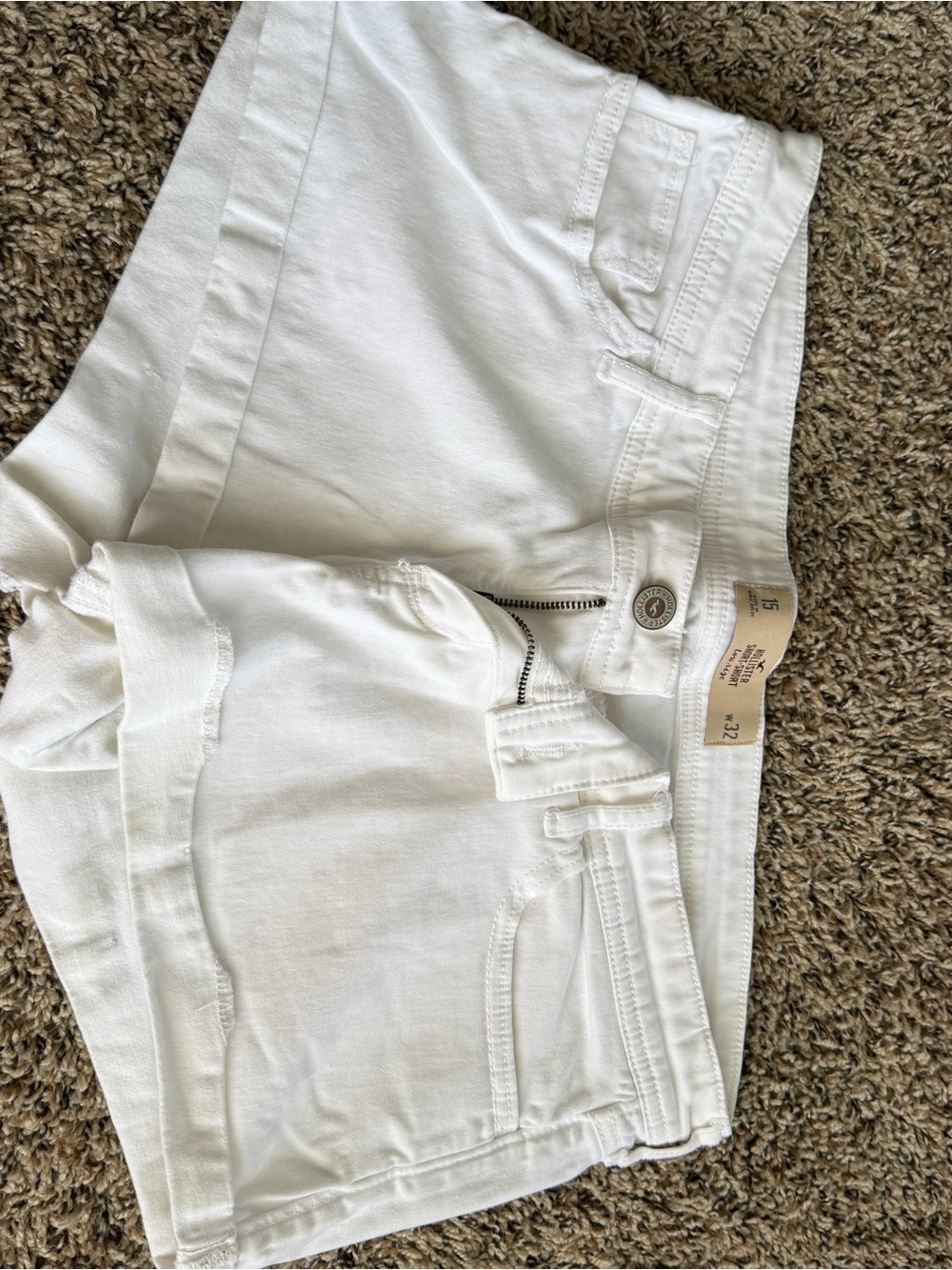 Hollister White Denim Short - Clean Button Detail
